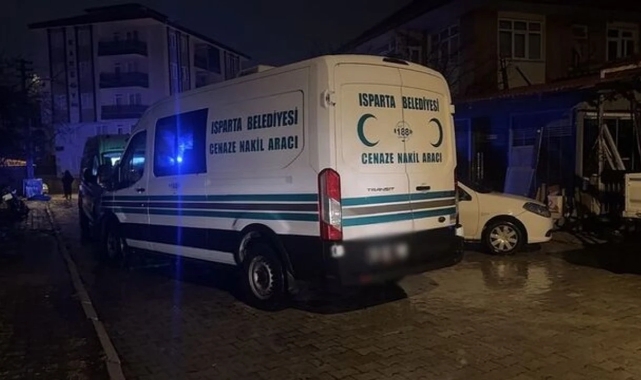 Zehirlenme şüphesi: Aynı aileden 1 kişi öldü, 3 kişi hastanelik oldu