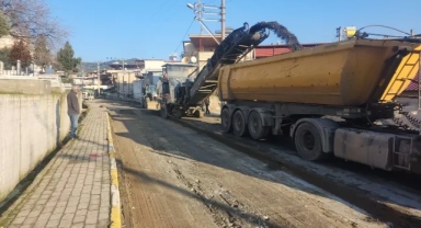 Aydın Büyükşehir, Söke'nin yollarını yeniliyor