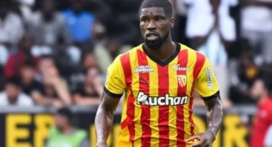 Fenerbahçe'den 25 milyon euroluk stoper hamlesi