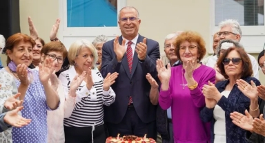 Gaziemir yaş almış bireylerin yanında!