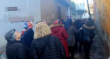 Kadınlar adım adım Manisa’yı geziyor