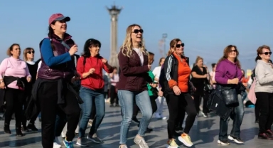 Konak'tan yeni yıla 'danslı' merhaba