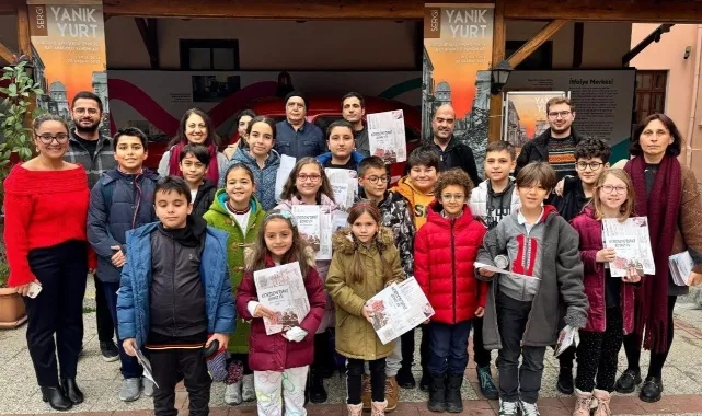 Minikler İzmir’in tarihini öğreniyor