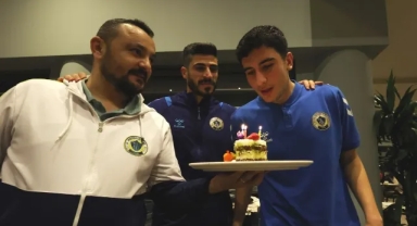 Sekin'in futbolcu oğlu Burak için özel kutlama