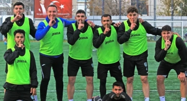 Bornova 1877'nin konuğu Kuşadasıspor