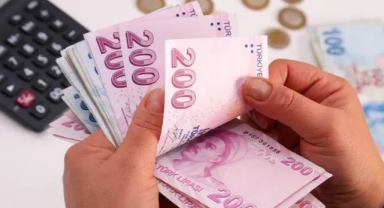 Emeklilere zam farkı bugün yatacak