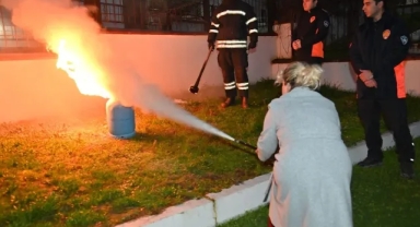 Manisa'da belediye çalışanlarına yangın eğitimi