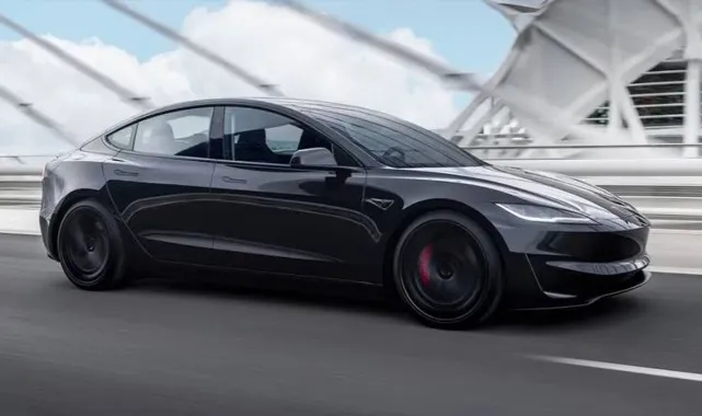 Tesla otomobillere zam geldi!