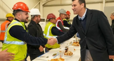 Başkan Zeyrek, ilk sahurunu madencilerle yaptı