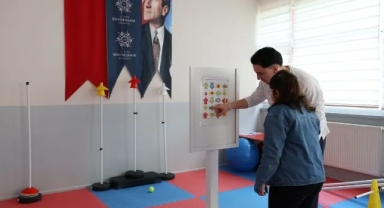 Büyükşehir Belediyesi Disleksi Merkezi öğrencilerin yanında