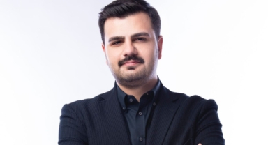 AK PARTİ GENEL SEKRETERİ VE İZMİR MİLLETVEKİLİ