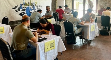 Büyükşehir'in turnuvasında engeller mat!