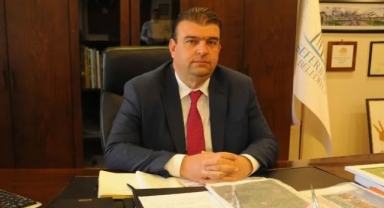 Başkan Yetişkin'den 'gözaltı' tepkisi!