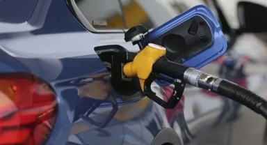 Benzine, motorine ve otogaza zam geldi