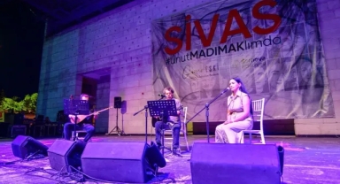 Bornova Belediyesi’nden 32. yılda unutulmayan anma