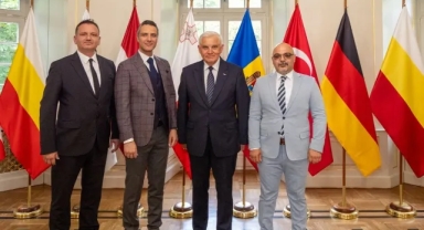 Bornova’dan Avrupa’ya yerel iş birliği köprüsü