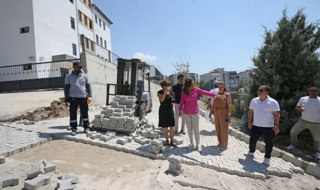 Karşıyaka&#039;da vatandaş istedi, belediye yaptı!
