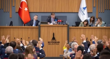 Meclisi karıştıran önerge! “Bürokratların eski eşlerine şirket kurdurup…”