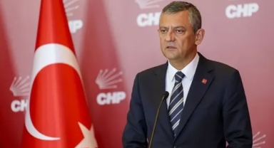 Özel'den