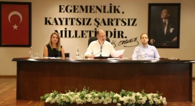 Selçuk Meclisi'nde AK Parti'den 'yatırım' tepkisi