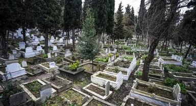 Büyükşehir'den dikkat çeken takas: Her bağışçıya 6 mezar!