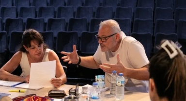 İzmir Şehir Tiyatroları'nda “Cadı Kazanı” provaları başladı