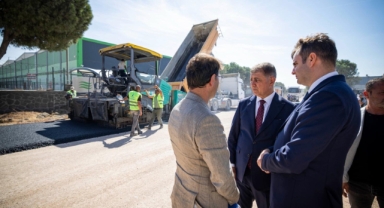 Aliağa’nın sanayi yoluna iki kilometrelik asfalt