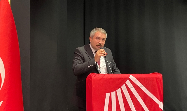 Altanhan adaylık konuşmasını yaptı: Arkamda belediye başkanı, genel başkan yardımcısı yok!