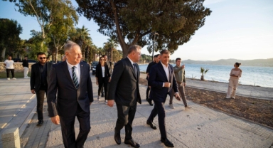 Başkan Tugay'dan 'Urla Bağyolu' mesajı: Dünyadaki herkes tanımalı