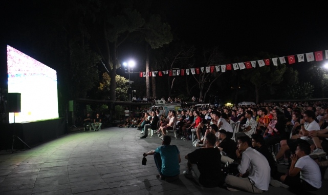 Bornova’da final heyecanı dev ekranda yaşanacak