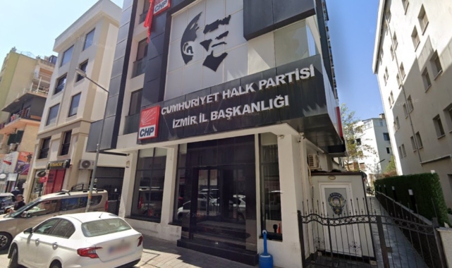 CHP İzmir&#039;de kongre maratonu başlıyor! 6 ilçe sandık başına gidiyor!