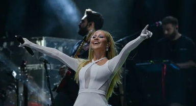 Çim Konserlerine Derya Uluğ damgası