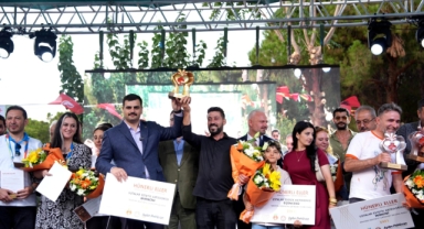 Eyyüp Kadir İnan: “Bu millet sizi, bir avuç hırsızın çıkarlarını korumak için seçmedi”