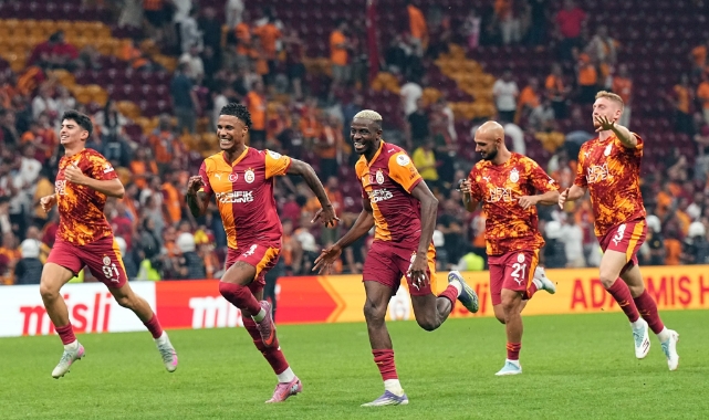 Galatasaray&#039;da transferin son günü veda günü oluyor! 3 oyuncuyla yolların ayrılması gündemde...