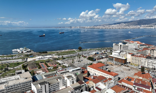 İzmir güne depremle uyandı!