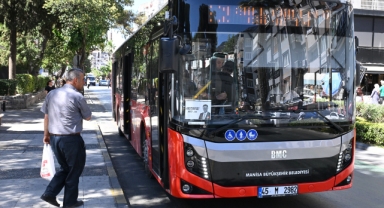 Manisa Büyükşehir’den öğrenciler için yeni otobüs