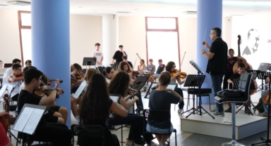 Narlıdere çocuk senfonisi çalışmalara başladı