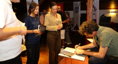 Özgür Mumcu Selçuklularla buluştu: Başkan Sengel’den cesaret mesajı!