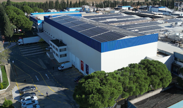 Pınar Et, daha iyi bir gelecek için çalışmaya devam ediyor