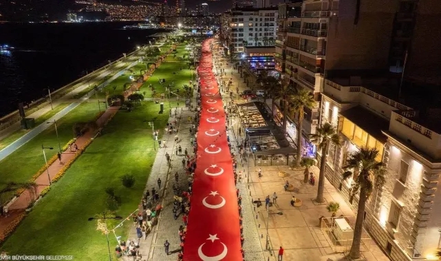 Saat saat program... İzmir 9 Eylül&#039;e hazır!