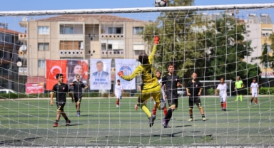 Selçuk'ta Ferdi Zeyrek turnuvası tamamlandı
