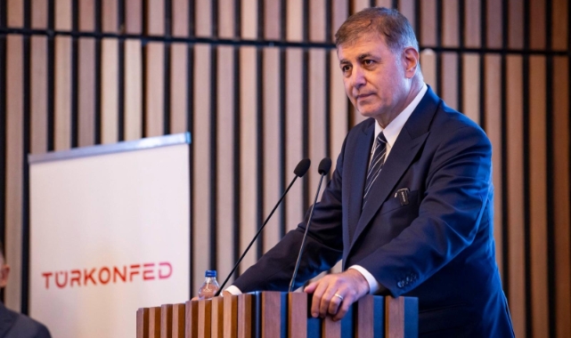 Tugay&#039;dan &#039;dönüşüm&#039; mesajı: Tüm İzmirlilerin desteğini istiyorum