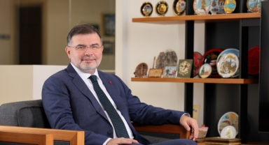 AK Parti İzmir İl Başkanı Bilal Saygılı 'Alsancak Kültür Merkezi’ne akın var' dedi... '3 yılda 1 milyon 200 bin ziyaretçi geldi'