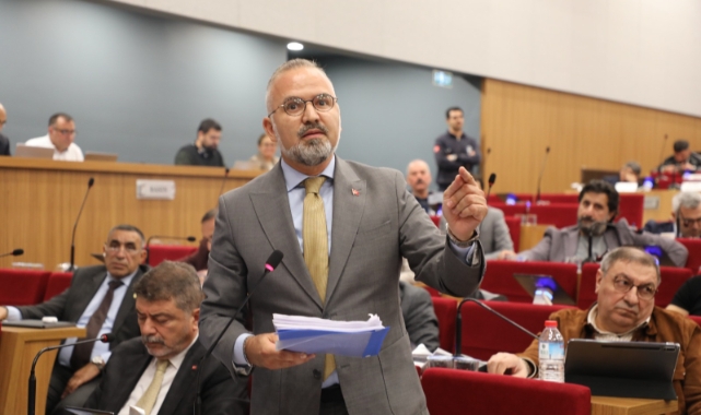 AK Partili Yıldız'dan Başkan Tugay'a  'otopark' cevabı!