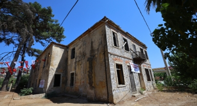 Atatürk'ün Efes Selçuk'a gelişi yapay zekâ ile canlandırıldı