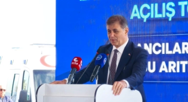 Başkan Tugay'dan isim vermeden yüklendi... Ayakları birbirine dolansın!