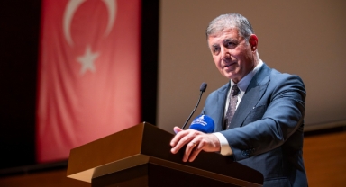 Başkan Tugay: Kültürün, sanatın, bilimin ve emeğin yanında olmayı sürdüreceğiz