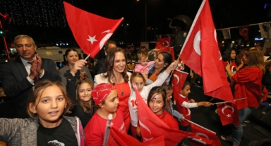 Başkan Ünsal'dan 29 Ekim çağrısı: Her yeri kırmızı beyaza boyayalım