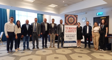 Birleşik Krallık’ın tarihi binaları ve camileri Türk halılarıyla döşenecek