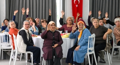 Bornovalı kadınlar geleceğe umut ekiyor